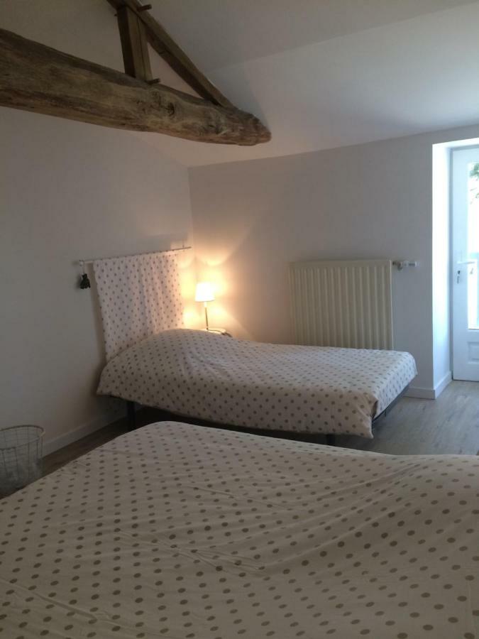Le Petit Monty Gite Cote Etang Saint-Malo-du-Bois 外观 照片